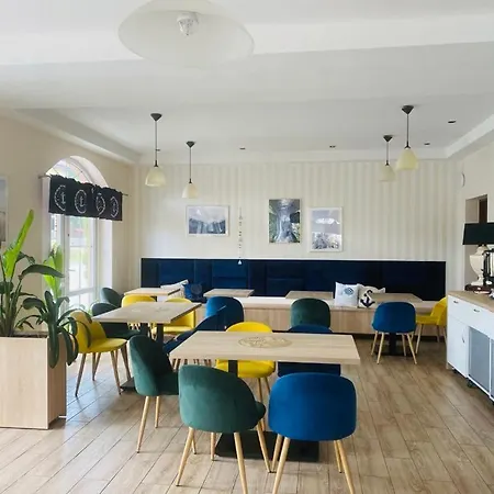 Nobis Bed and Breakfast 3*