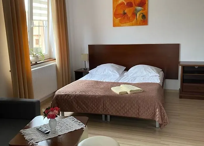 Nocleg ze śniadaniem Nobis 3*